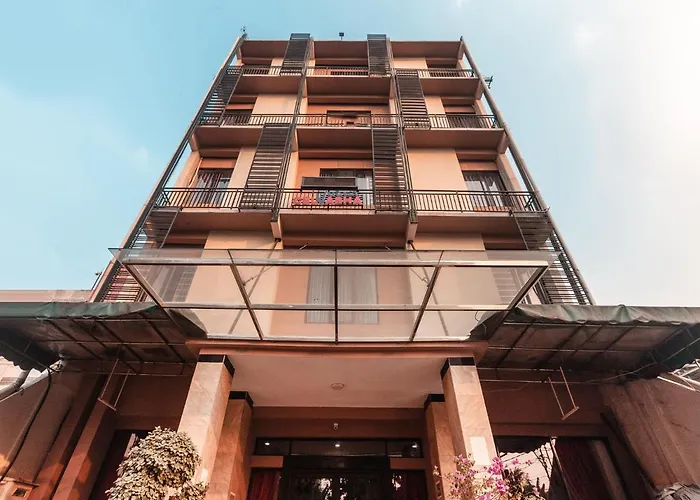OYO 1737 Hotel Celvasha Near RS Budi Kemuliaan Jakarta
